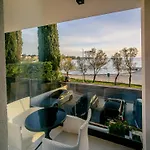 Sunrise Beachfront ベッド・アンド・ブレックファスト 3*