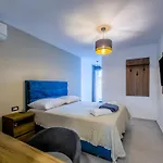 Sunrise Beachfront ベッド・アンド・ブレックファスト