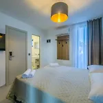 Sunrise Beachfront ベッド・アンド・ブレックファスト 3*