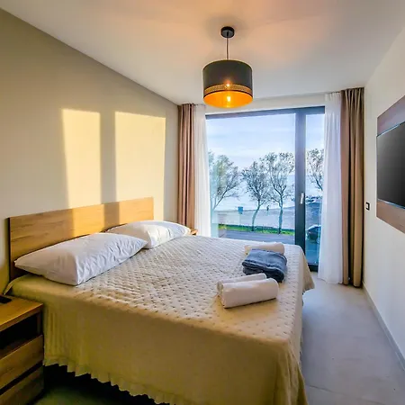 Sunrise Beachfront Пореч