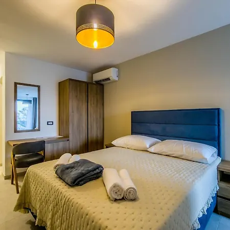 Bed & Breakfast Sunrise Beachfront Poreč