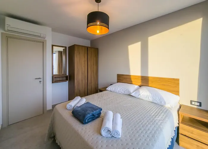 Sunrise Beachfront B&B