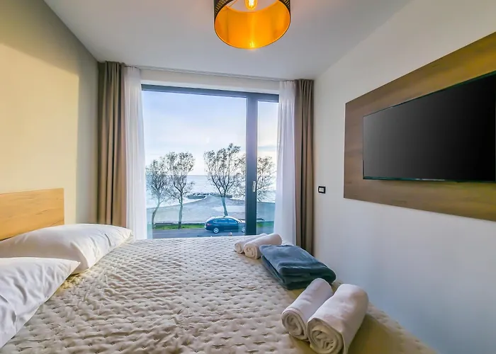 Sunrise Beachfront 3* 포레치