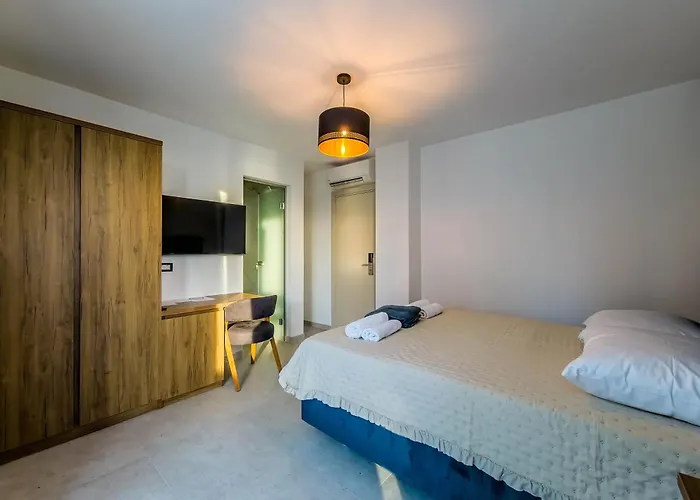 Sunrise Beachfront B&B