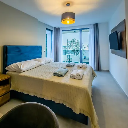 Sunrise Beachfront ポレッチ