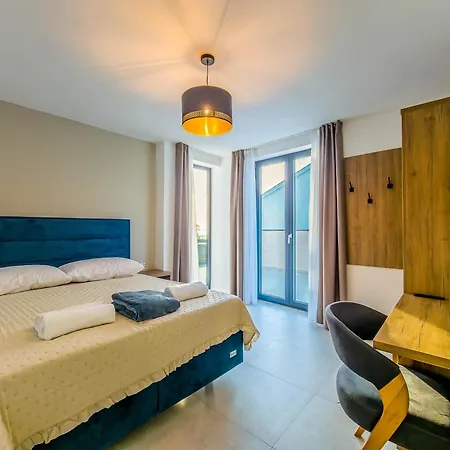 Sunrise Beachfront ポレッチ